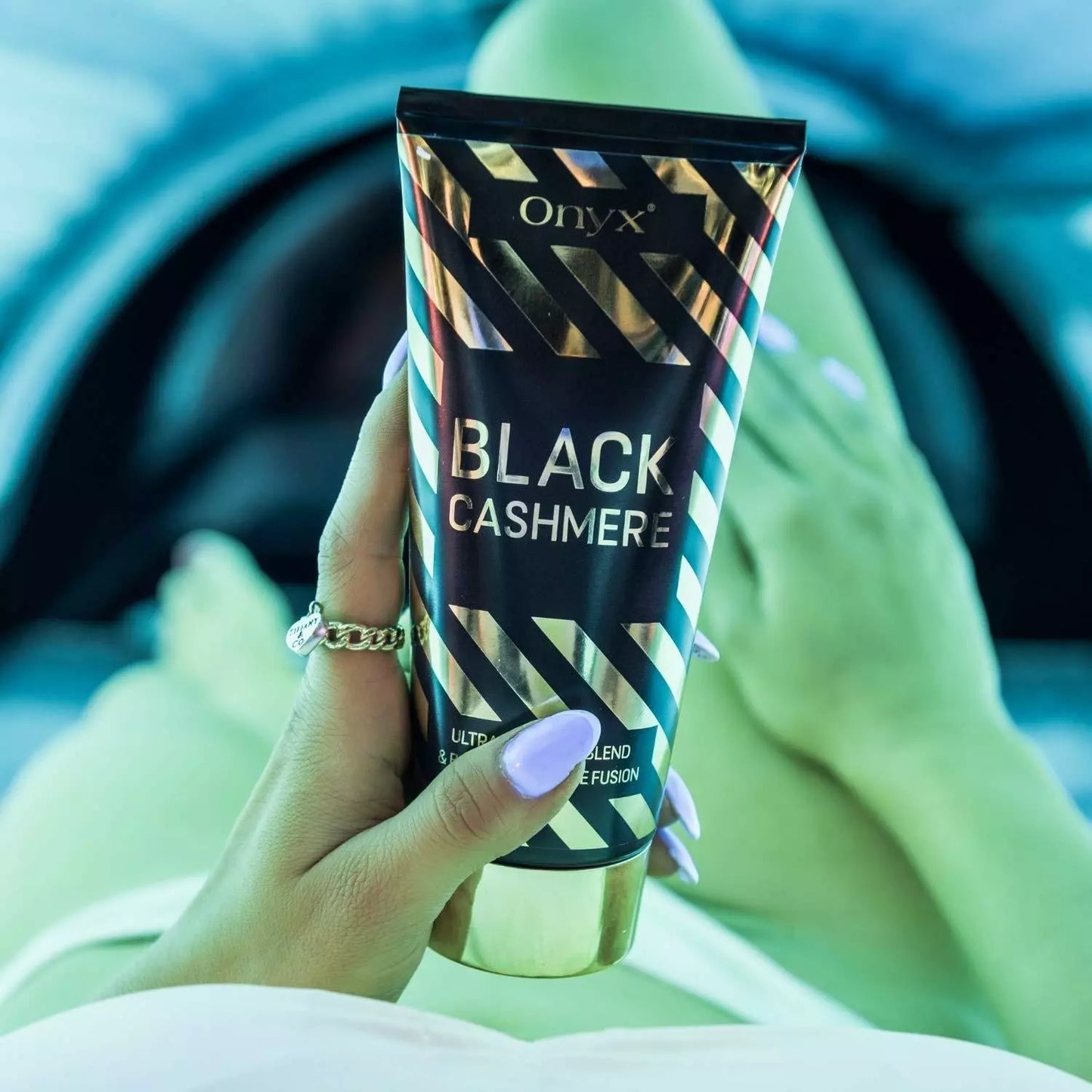 Black Cashmere Tanning Lotion | Ultra Dark Bronzer | Deep Tan & Silky Skin